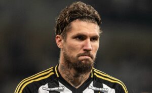 lyanco revela ameaça da torcida do cruzeiro após atlético mg vencer clássico