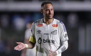 pedro malta elogia neymar e destaca evolução no santos: “ele tem sido muito profissional”