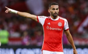 saída de thiago maia do internacional tem novidade confirmada e santos espera avançar na negociação