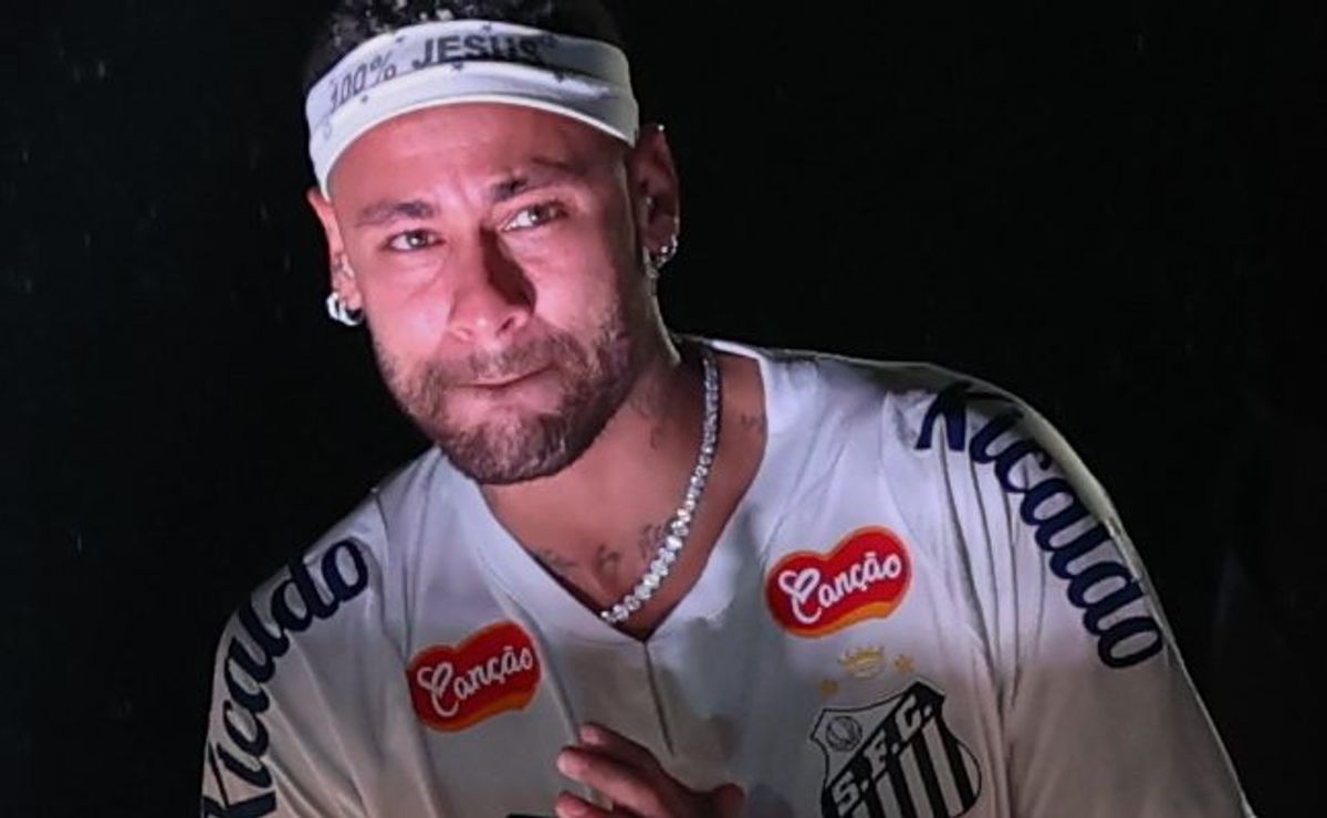 neymar é consultado pelo santos e toma decisões extracampo nos bastidores desde que voltou ao brasil