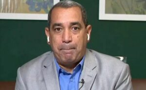 botafogo está em londres para fechar a contratação de luís guilherme, do west ham, diz zinho