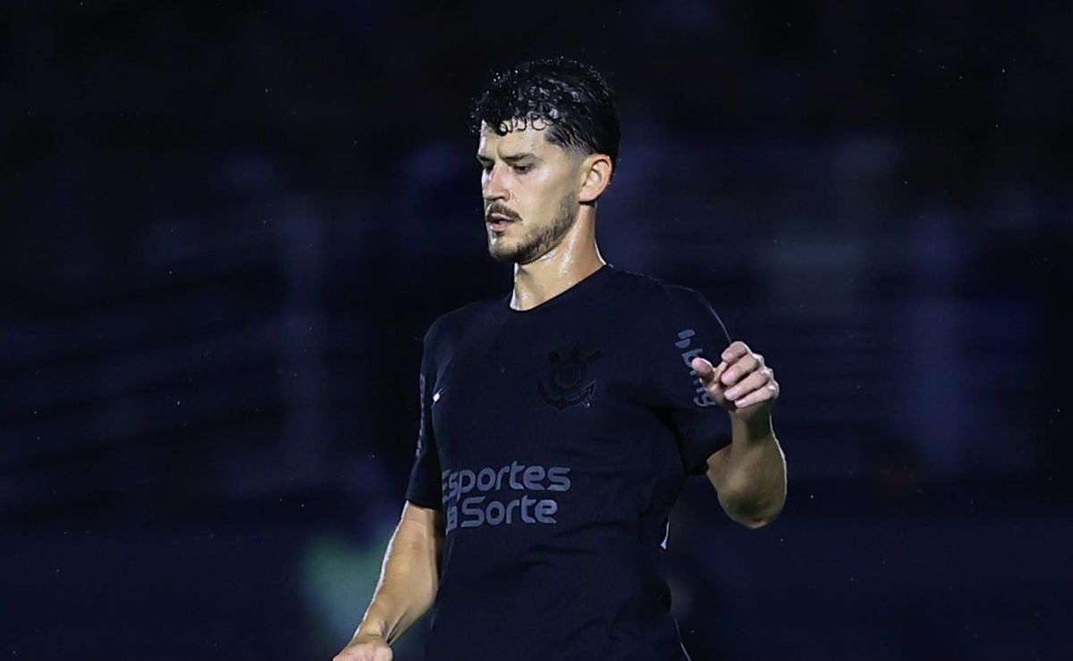 torcedores do corinthians criticam atuação de hugo contra o universidad central