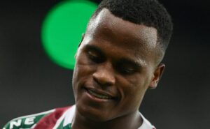 após empate com o boavista, torcida do fluminense fica com pena de arias