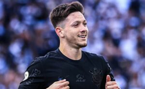 retorno de rodrigo garro ao corinthians se aproxima após argentino evoluir fisicamente