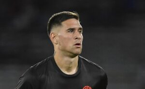 rodrigo villagra fica distante do santos e volante deve fechar com cska, revela jornalista