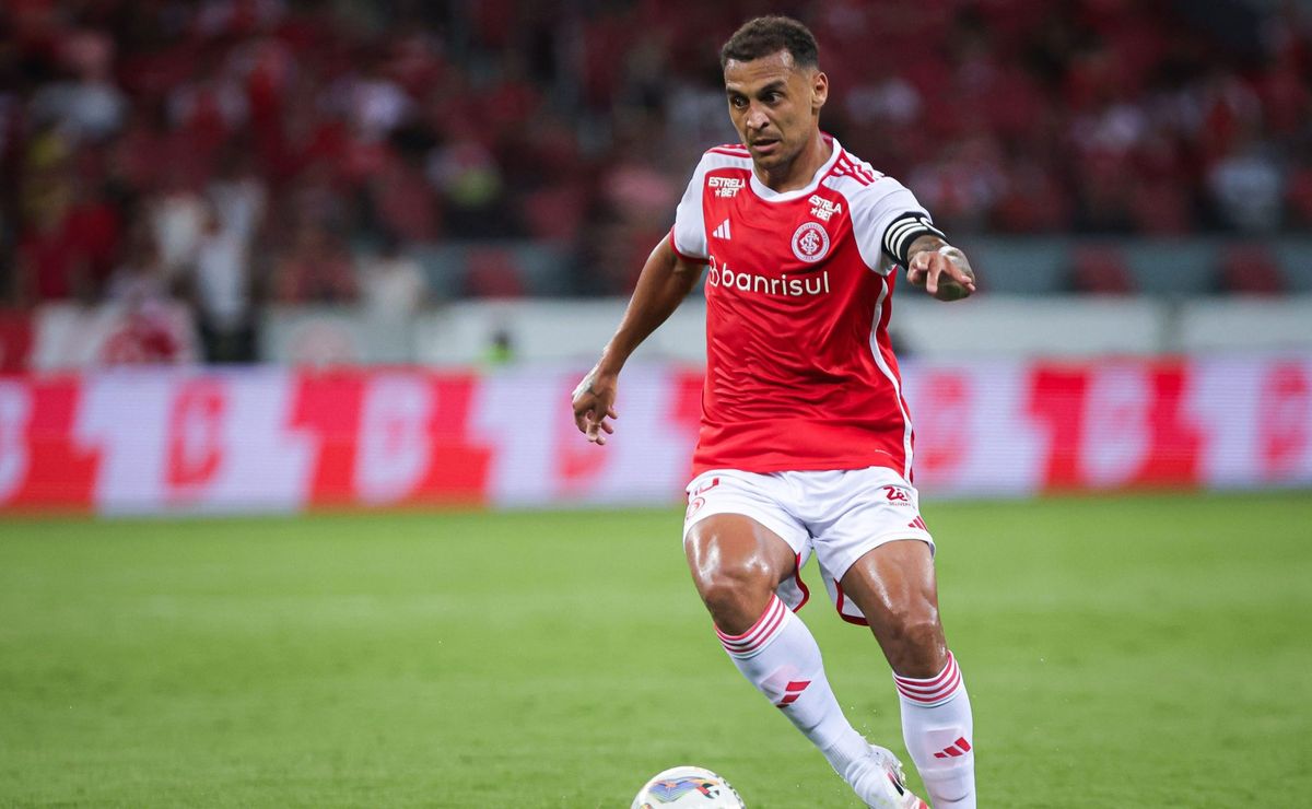 alan patrick brilha no gre nal, participa do gol e analisa o empate no clássico