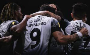 craque neto aponta time imbatível para 2025 e desafia o título: ‘impressionante!’