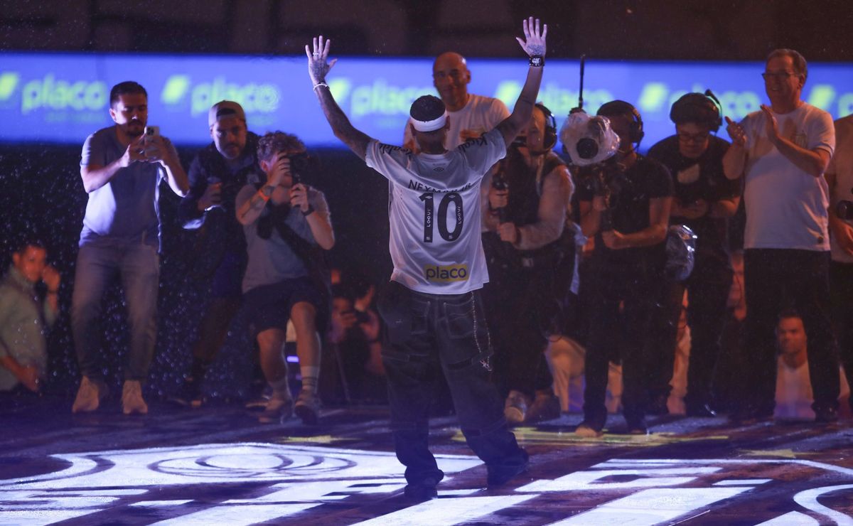 efeito neymar: santos bate recorde e encosta em rivais nas redes sociais