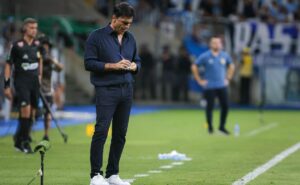 cristian oliveira se torna a contratação mais cara da história do grêmio