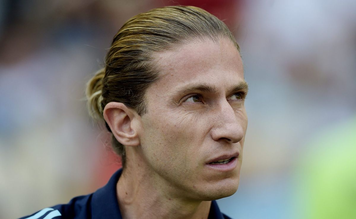 filipe luís faz crítica dura após fluminense x flamengo pelo cariocão: “É mais fácil destruir”