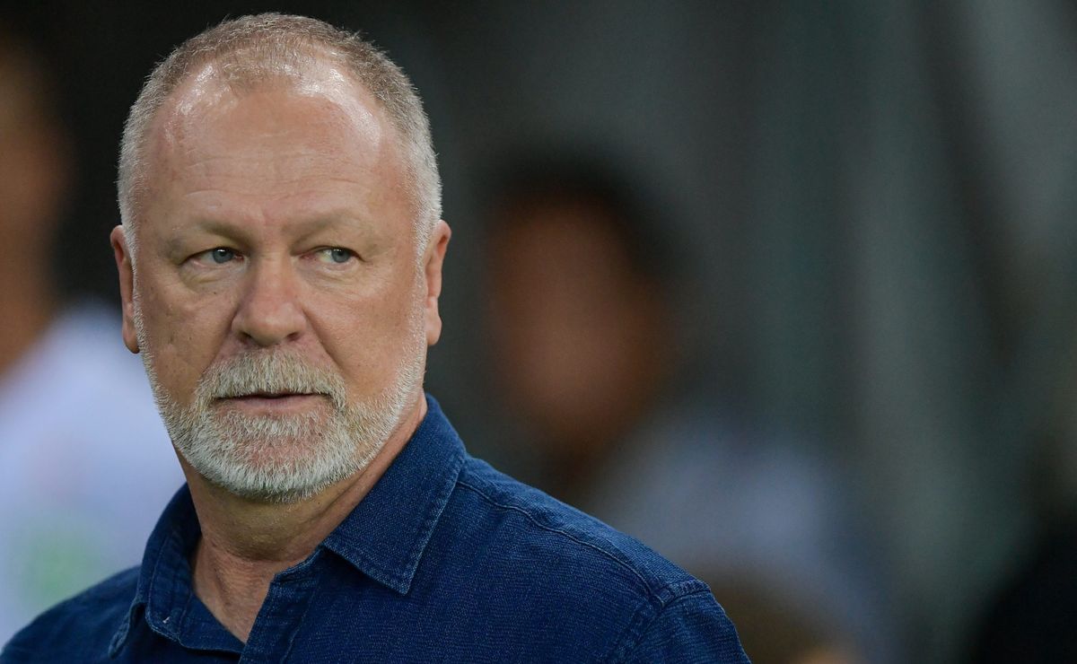 fluminense venceu 10 dos 12 jogos contra o nova iguaçu em toda a história.