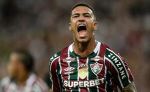 kauã elias marca golaço em estreia com a camisa do shakhtar donetsk; confira o vídeo