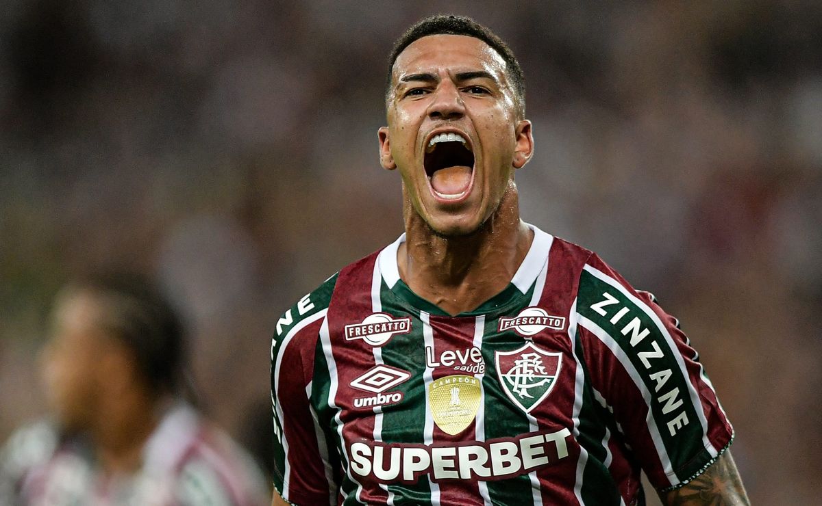 kauã elias marca golaço em estreia com a camisa do shakhtar donetsk; confira o vídeo