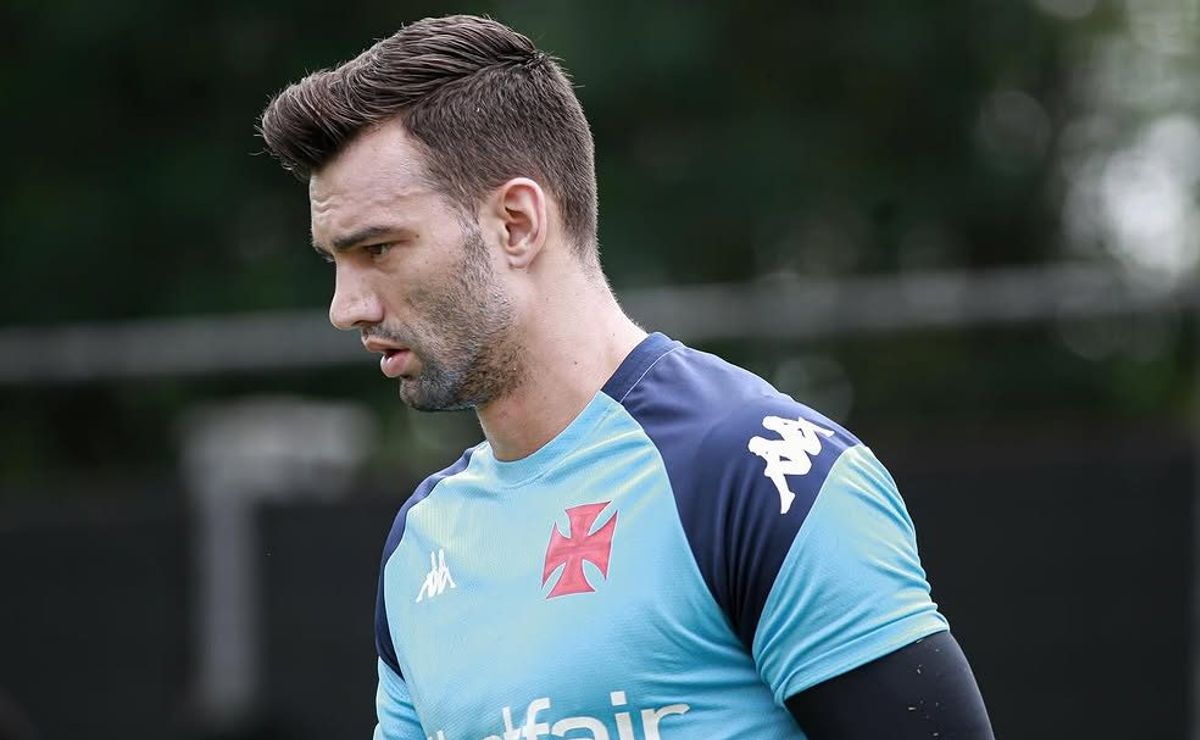 atuação de léo jardim gera revolta de torcedores do vasco: “patético…”