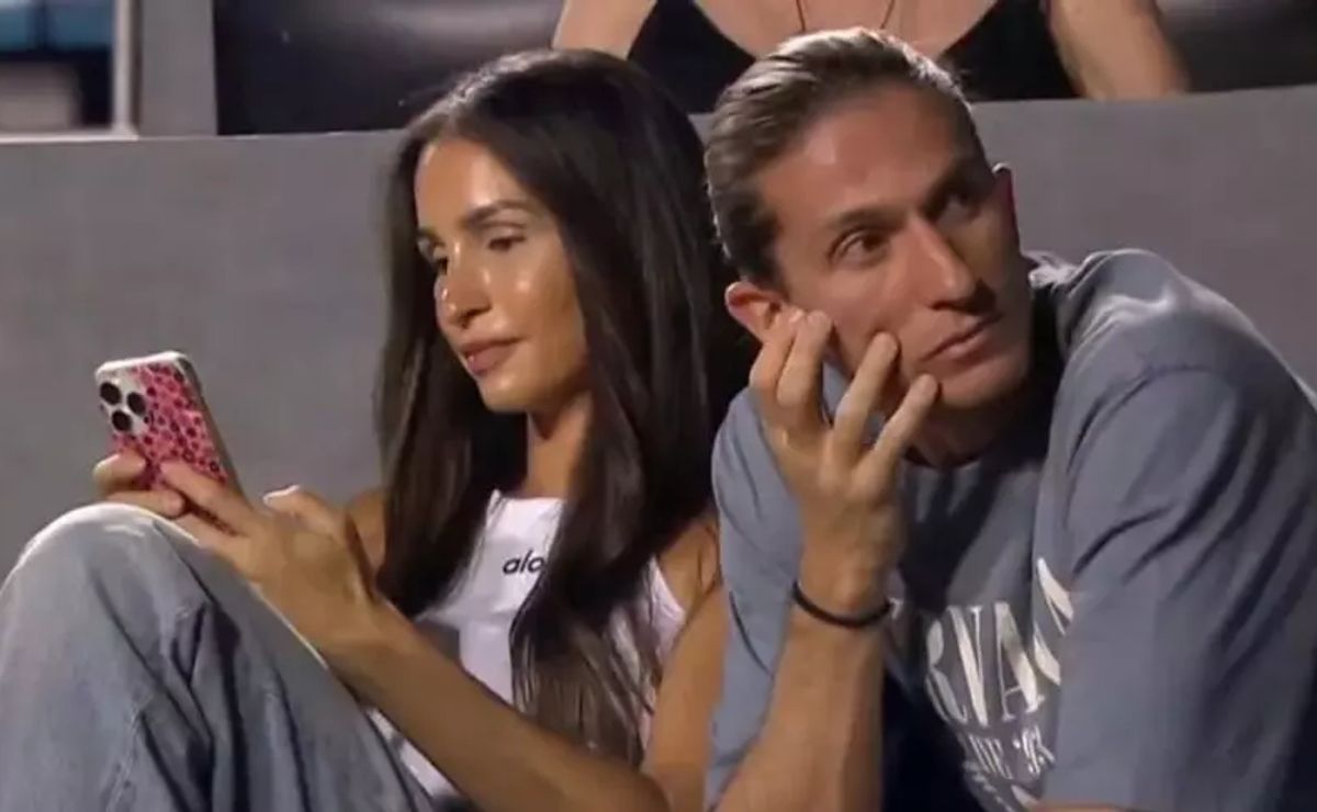 flamengo: filipe luís aproveita folga ao lado de esposa no rio open