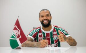 otávio já tem data cravada para estrear no fluminense de mano menezes 