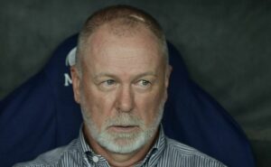 mano menezes reclama ao vivo na coletiva e projeta flaxflu contra filipe luís: “É a realidade”