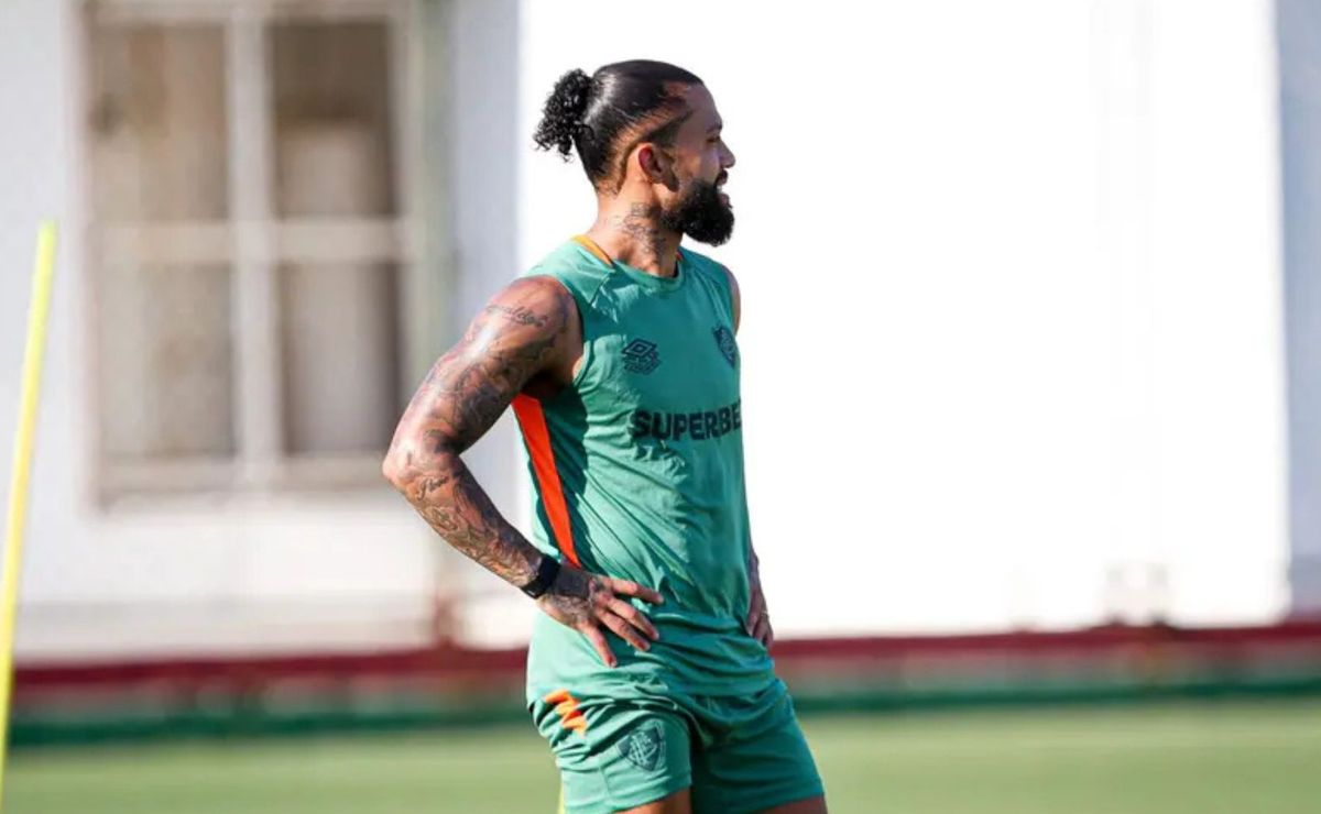 novo reforço do fluminense, otávio revela posição favorita em campo e expõe qualidades