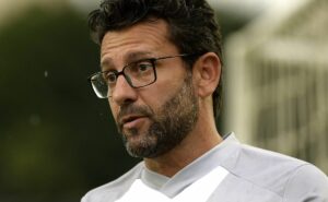 alberto valentim toma decisão drástica para são paulo x ponte preta e faz mudanças por obrigação