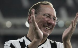 john textor antecipa e vasco cancela negociação pela chegada de jesús medina, do spartak moscou