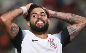 corinthians perde chances e deixa escapar vitória na estreia da libertadores em caracas