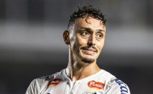 torcida do santos exige pituca fora do peixe após empate e pede reforços: “É irritante”