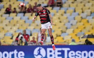 flamengo pode ter retorno de ayrton lucas contra maricá; juninho é dúvida