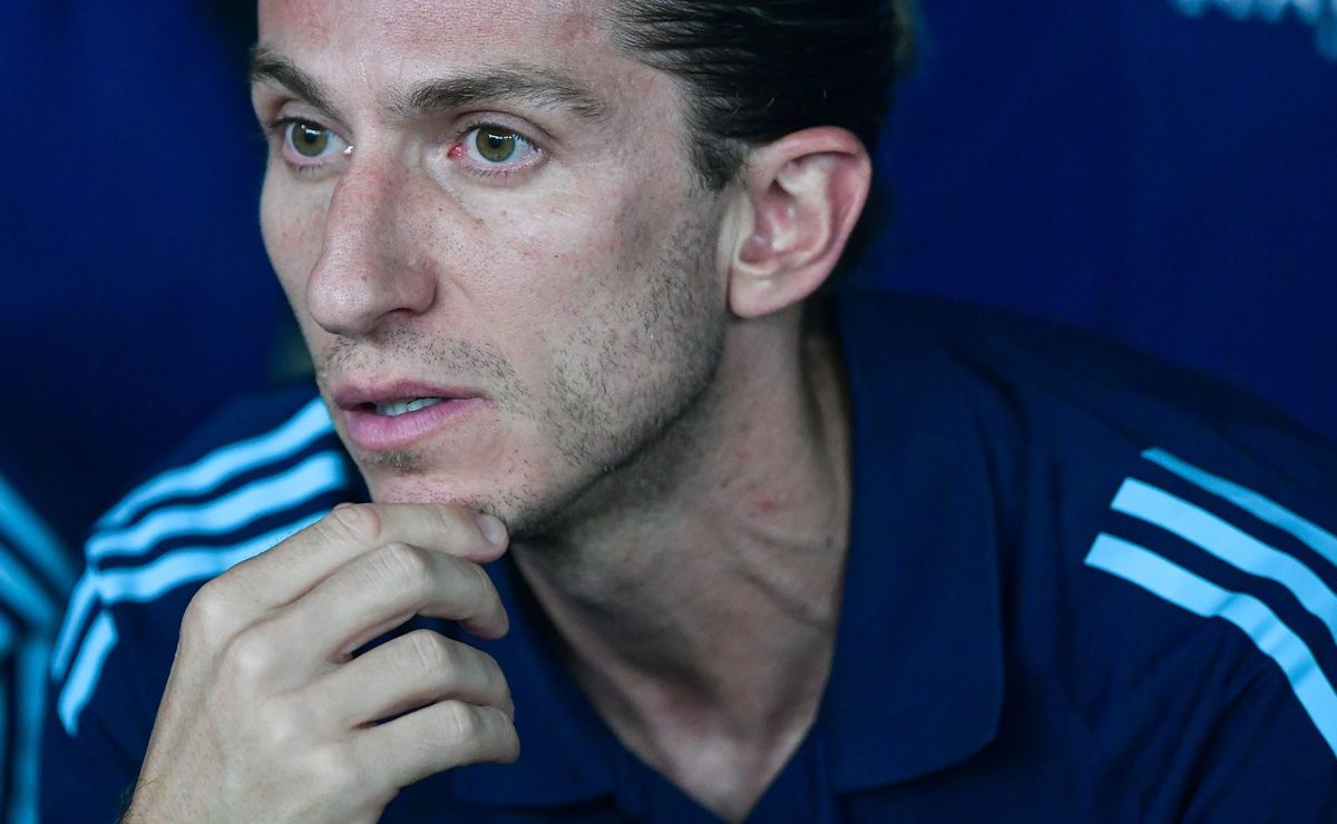 wesley pode trocar o flamengo de filipe luís pela arábia saudita ainda nesta temporada 