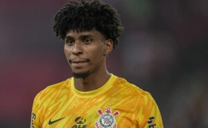 hugo souza está na mira da europa, mas tem bom salário no corinthians; valor divulgado 