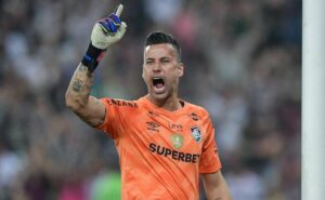 fábio crava marca impressionante no brasil após três anos de sua chegada ao fluminense