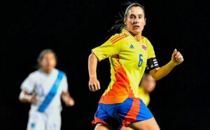 grêmio anuncia joia colombiana para reforçar o meio campo das gurias gremistas em 2025