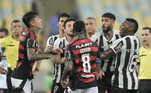 autor do soco em alexsander barbosa é divulgado no clássico flamengo x botafogo