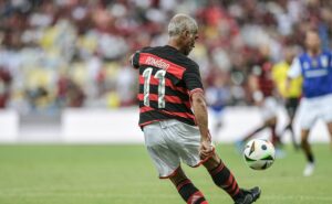 romário manda recado para torcida do flamengo e surpreende: “eu era flamengo”