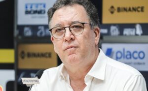 marcelo teixeira recebe contatos e miguelito pode deixar o santos para jogar no dínamo kiev
