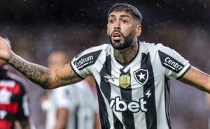 após derrota para o madureira, torcida do botafogo reclama que diretoria abandonou o clube