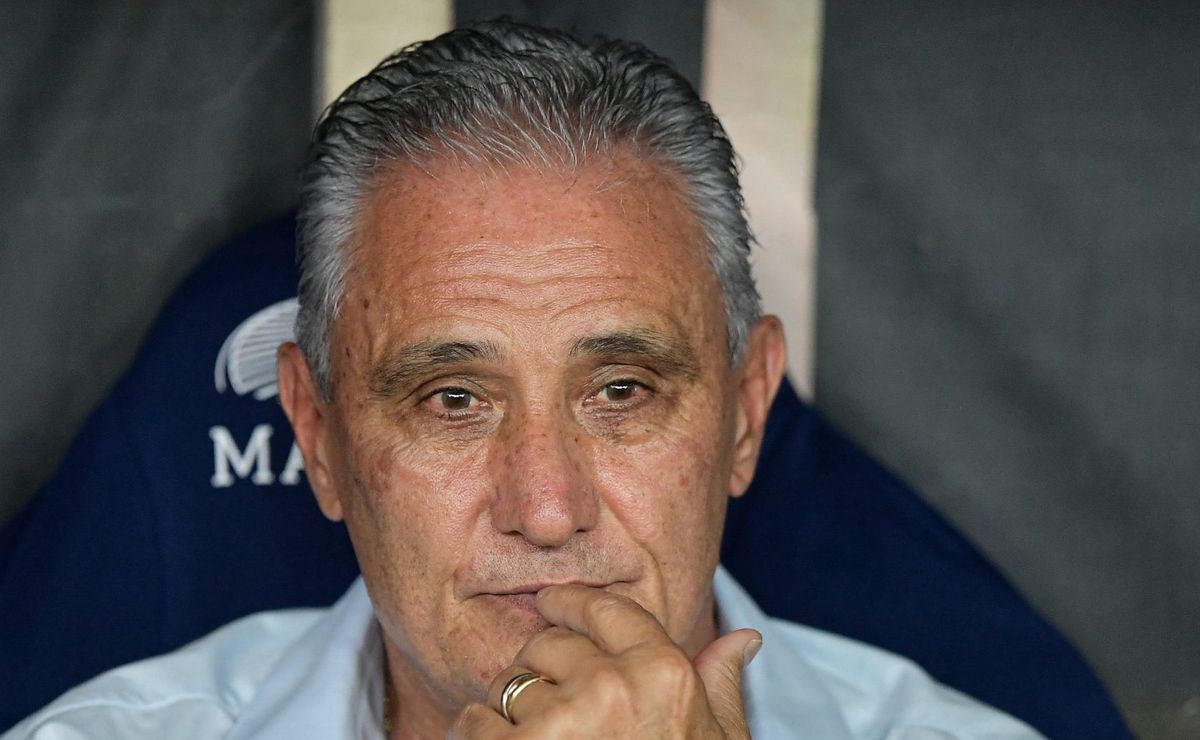 textor deixa tite de lado e botafogo busca contratação de técnico multicampeão na europa