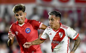 fluminense aprova contratação do meio campista alan hernán lescano para substituir ganso