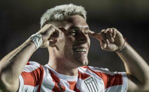 santos faria benjamin rollheiser um dos jogadores mais bem pagos do elenco em caso de transferência