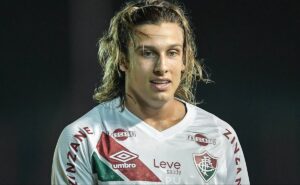 fluminense enfrenta o nova iguaçu com cinco pendurados para a última rodada