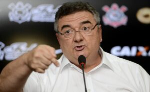 mário gobbi ofende novos associados do corinthians e cria polêmica: “um baixo nível”