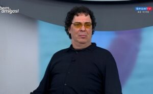 casagrande escolhe favorito na supercopa rei 2025 entre flamengo e botafogo