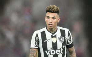 botafogo tem ataque nulo contra o flamengo e perde mais uma no estadual