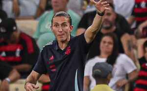flamengo de filipe luís deve perder cleiton santana para outro clube após nova decisão nos bastidores