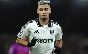 negociação com andreas pereira emperra e leila já busca novas alternativas para o meio de campo do palmeiras