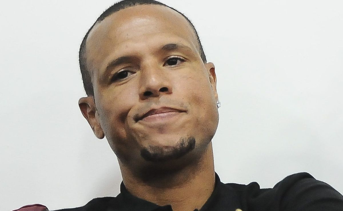 luís fabiano revela que vai torcer contra o são paulo e provoca palmeiras: “tenho dois motivos”