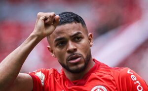 palmeiras se acerta com internacional e contratação de wanderson ganha força, revela jorge nicola