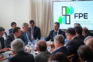 agu notifica meta: publicidades de apostas ilegais devem ser removidas