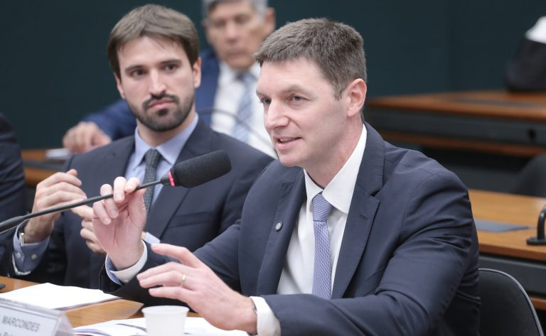 proibição de apostas em lances de eventos individuais divide opiniões na câmara dos deputados