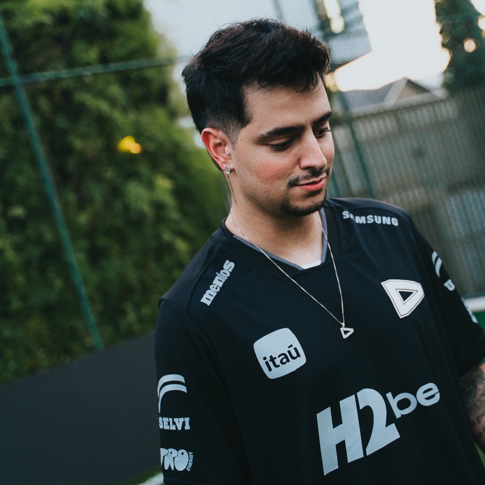 h2bet estampa uniforme da loud e realiza ativação para fãs do galo