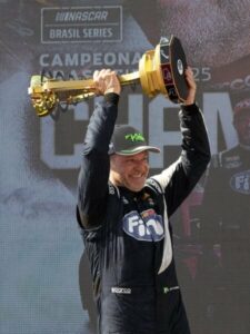 da pista à tecnologia: softswiss celebra título de barrichello na nascar brasil